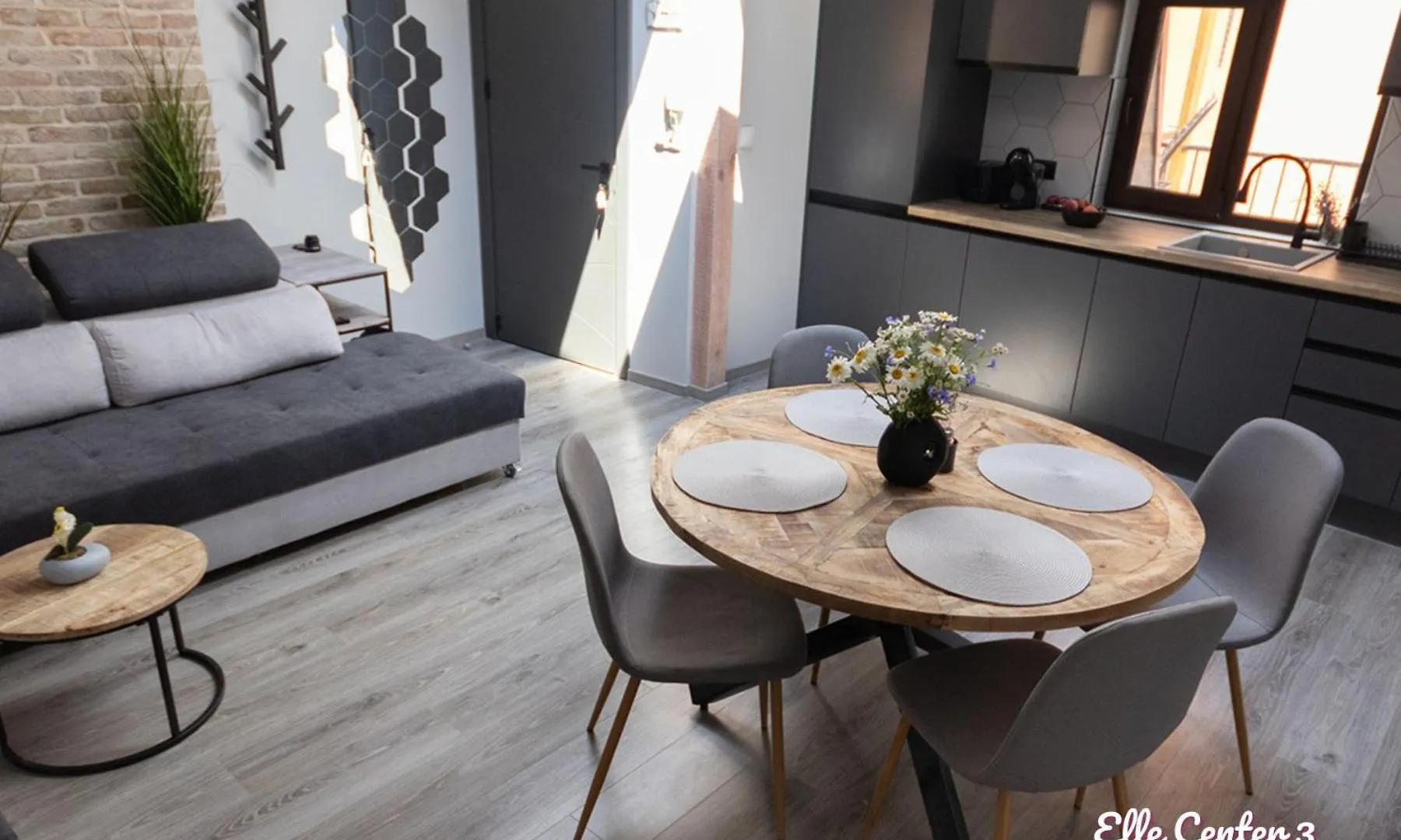 Elle Center - Free Parking In The Top Center Varna Apartment